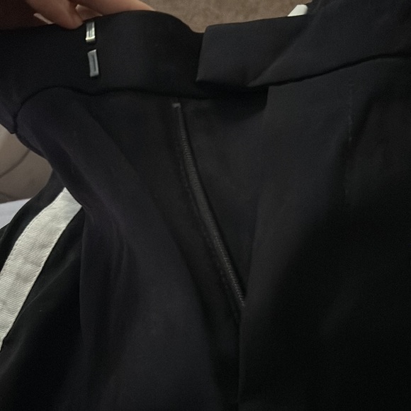 Dress pants with stripes - Picture 4 of 5